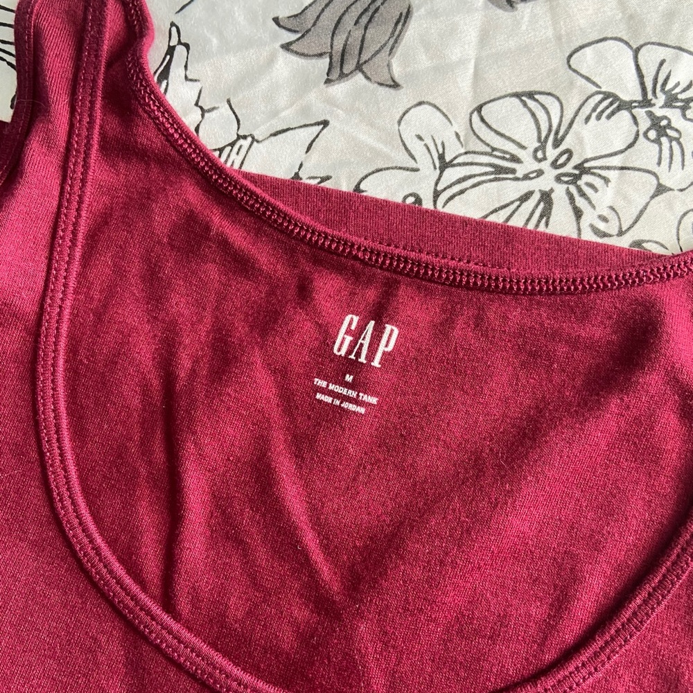 tank top - Picture 2 of 2
